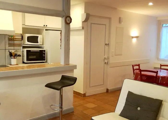 Appartement d\'une chambre a Saint Jean de Luz avec terrasse amenagee et WiFi a 300 m de la plage